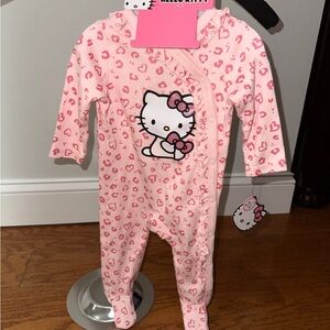 Hello Kitty Pink Heart Pattern Footie